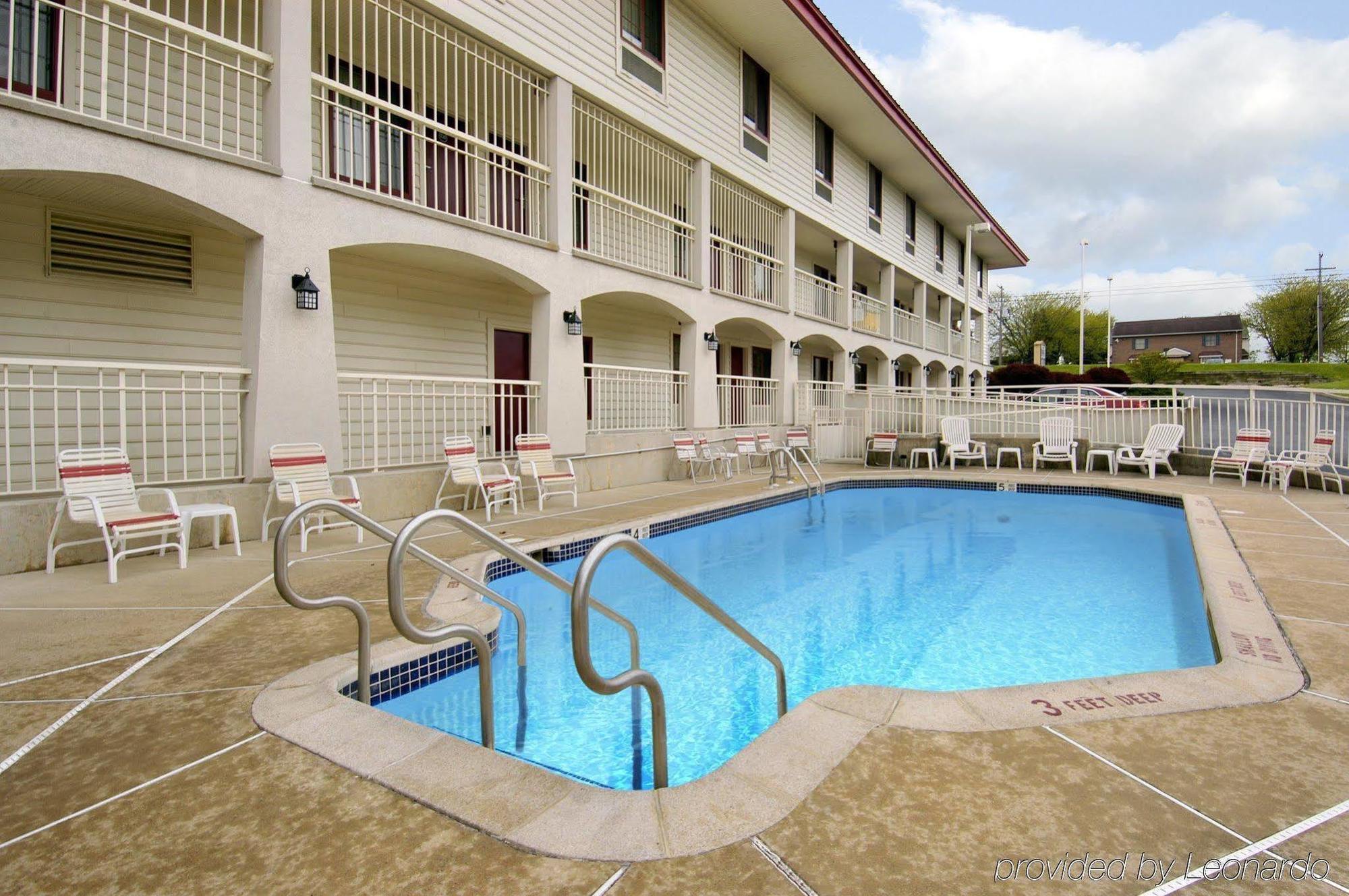 Red Roof Inn Lancaster Smoketown  Exterior photo